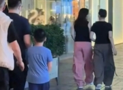 宋丹丹一家商场偶遇记：温馨画面暖人心