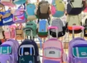 “开学经济”持续升温！联名文具、数码产品成消费新宠，家长舍得为“学习仪式感”买单